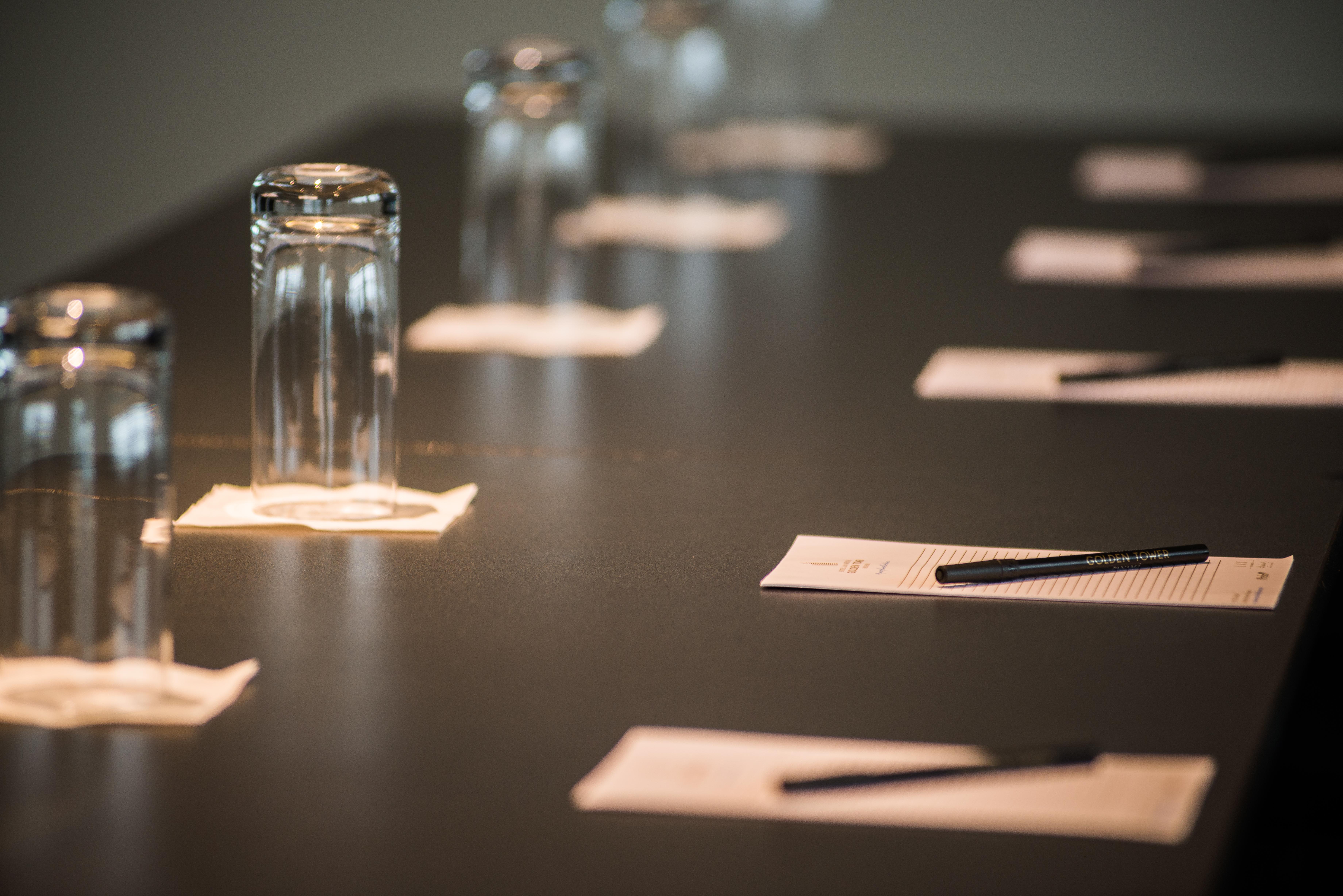Hotel Las Americas Golden Tower Panama Bagian luar foto A table set for a meeting