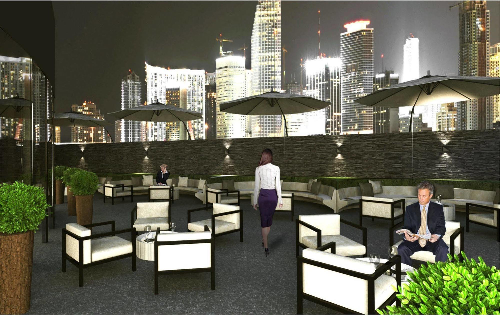 Hotel Las Americas Golden Tower Panama Bagian luar foto The Sky Bar