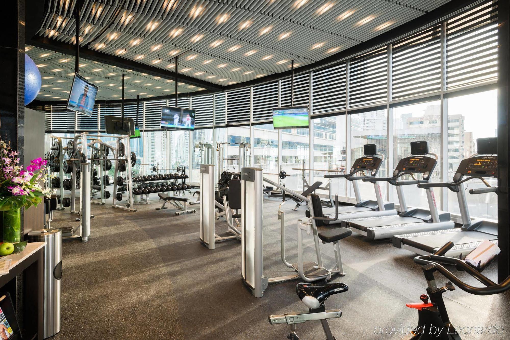 Hotel Las Americas Golden Tower Panama Bagian luar foto 3D rendering of a gym